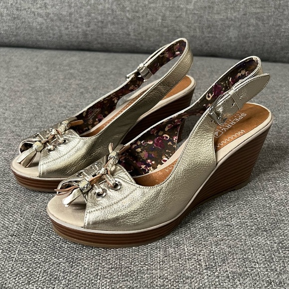 sperry wedge heels